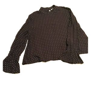 Black/White polka dot top - size XL